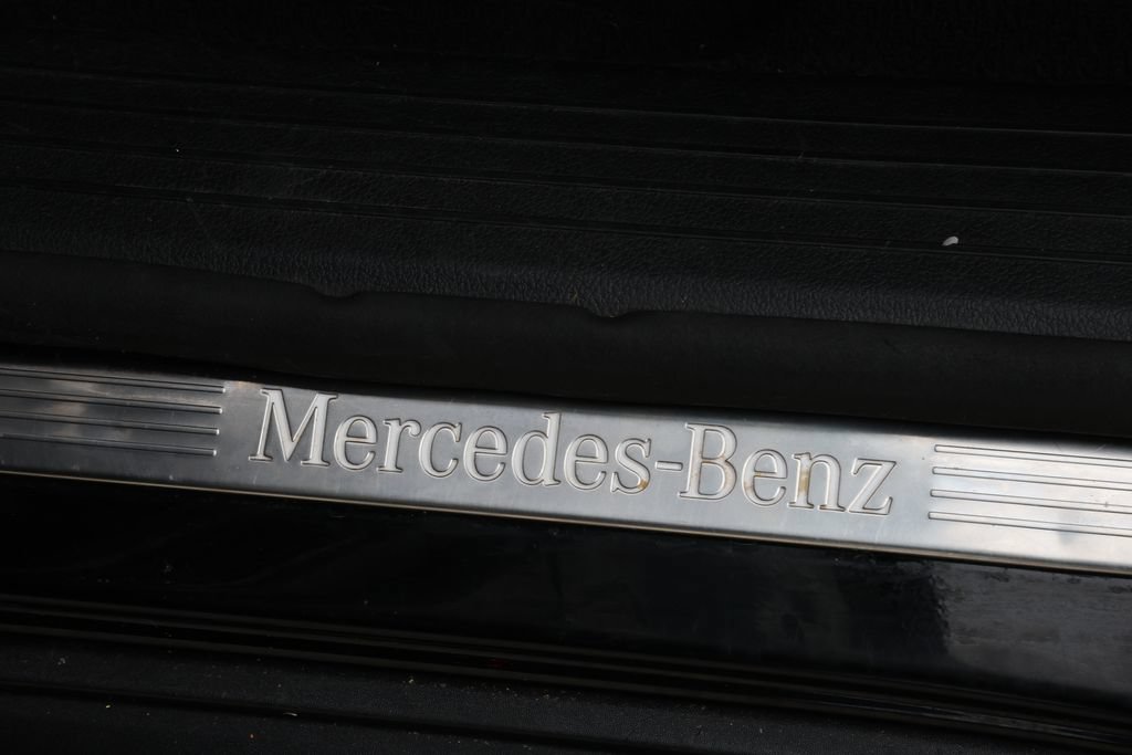 Used 2021 Mercedes-Benz GLS 450 4MATIC image 33