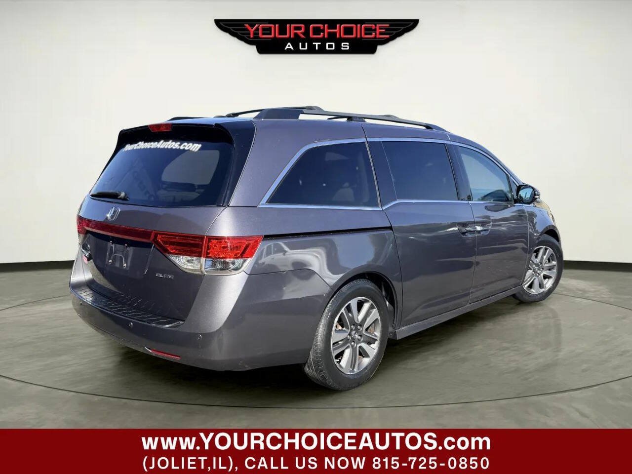 Used 2015 Honda Odyssey Touring Elite image 6