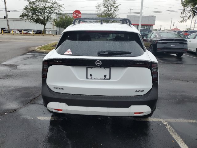 New 2027 Nissan Kicks SV AWD/4WD image 6