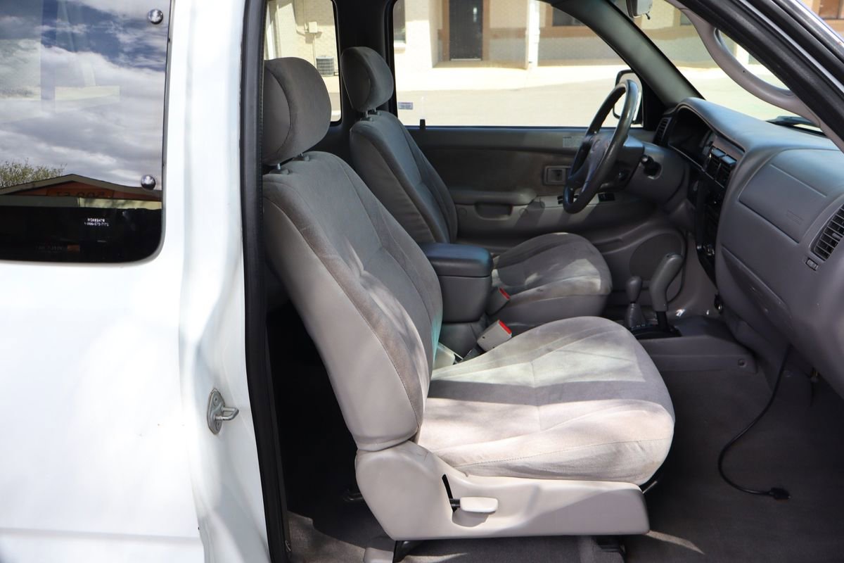 Used 2001 Toyota Tacoma 4x4 Xtracab V6 image 21