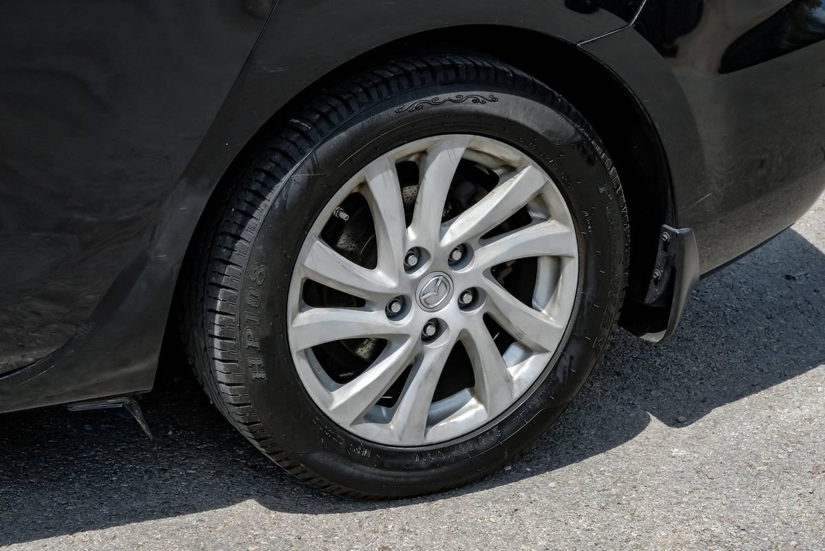 Used 2012 MAZDA MAZDA3 i Grand Touring w/ Tech Pkg FWD image 59