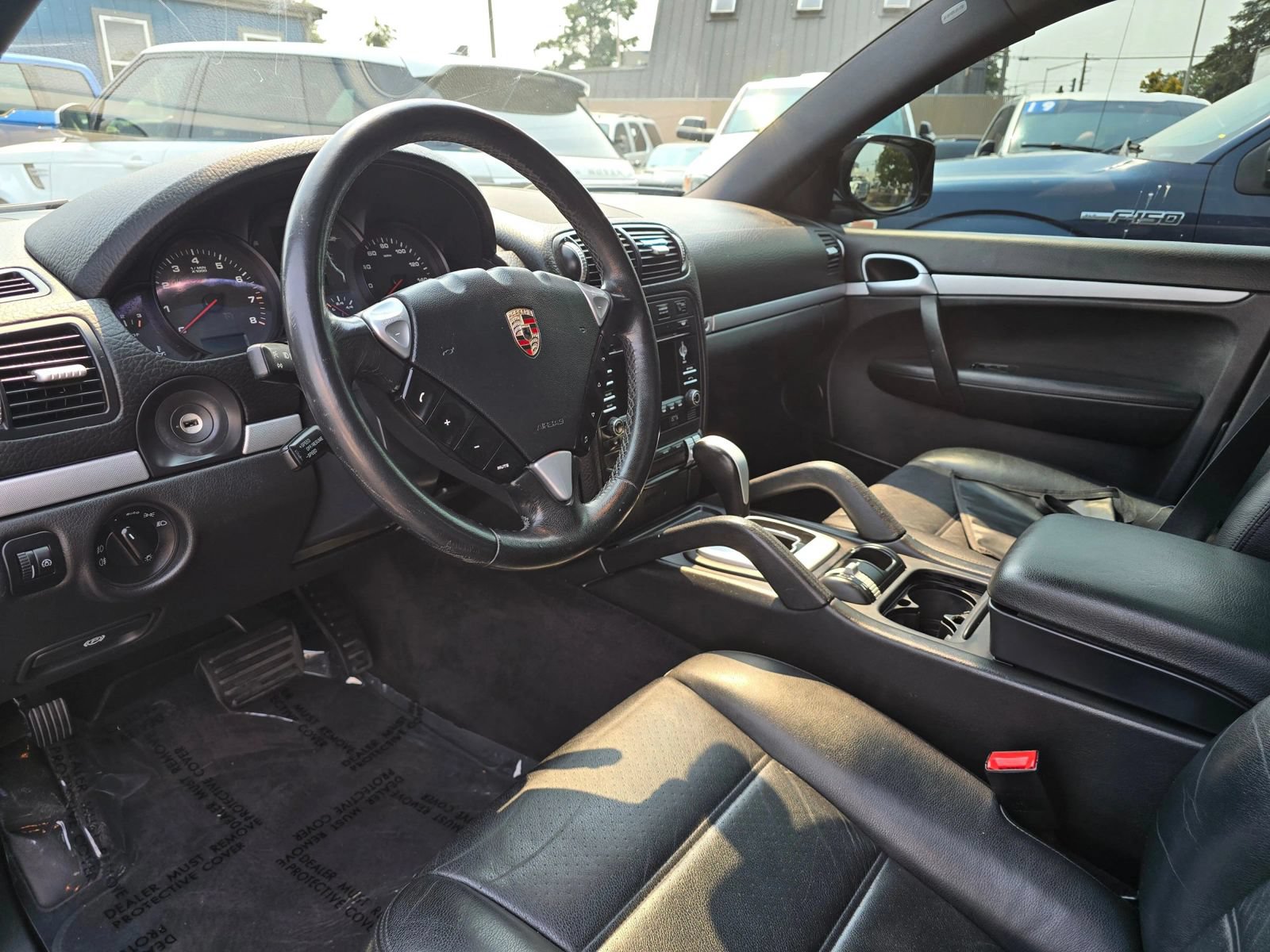 Used 2010 Porsche Cayenne AWD/4WD image 23