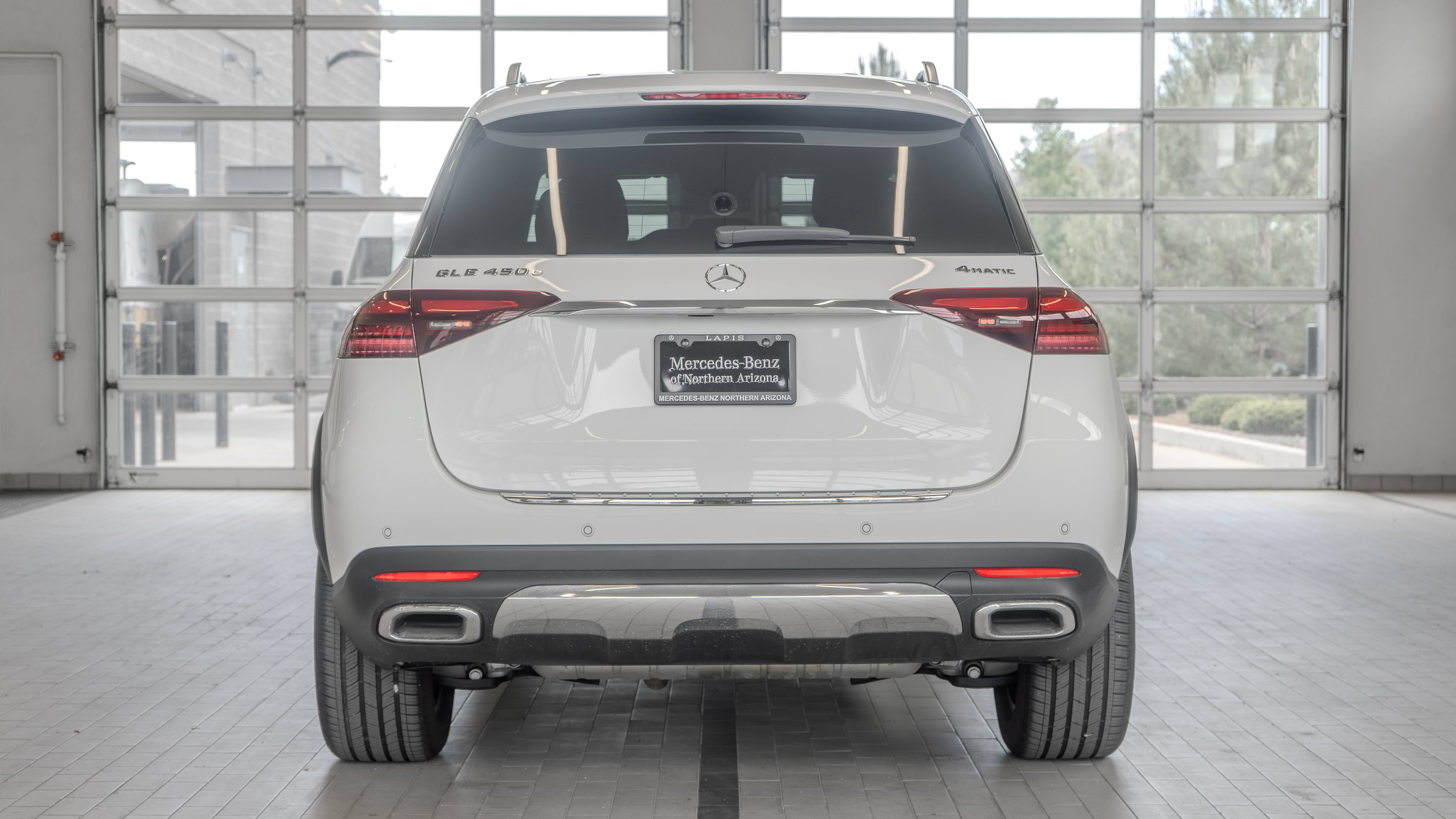 Certified 2025 Mercedes-Benz GLE 450e 4MATIC w/ Driver Assistance Package image 13