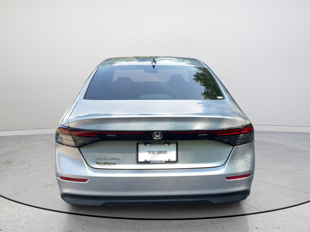 Used 2025 Honda Accord LX image 7