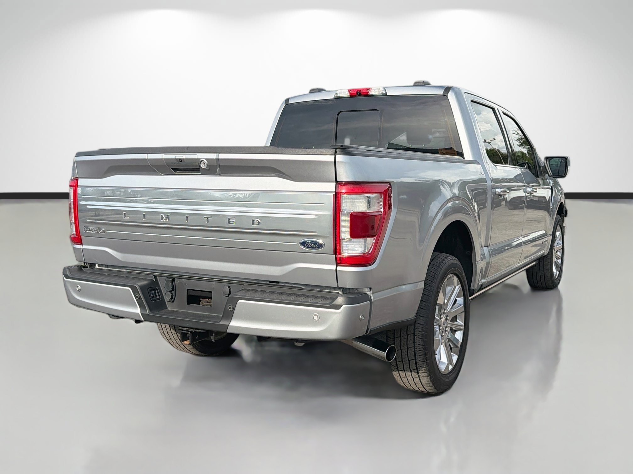 Used 2021 Ford F150 Limited AWD/4WD image 5
