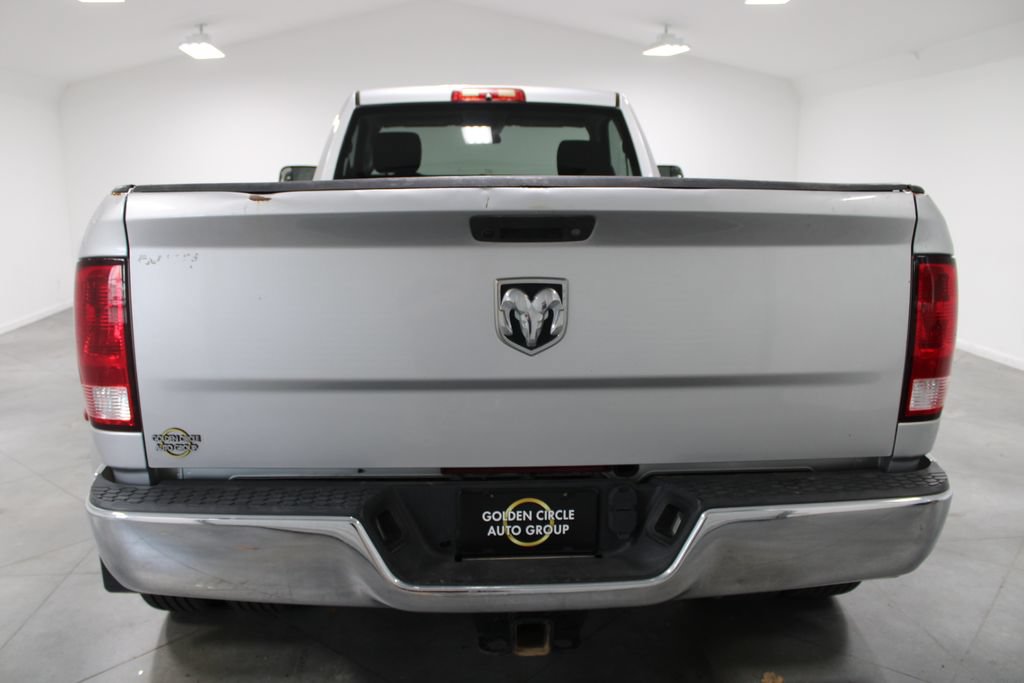 Used 2018 RAM 3500 Tradesman w/ Chrome Appearance Group RWD image 8