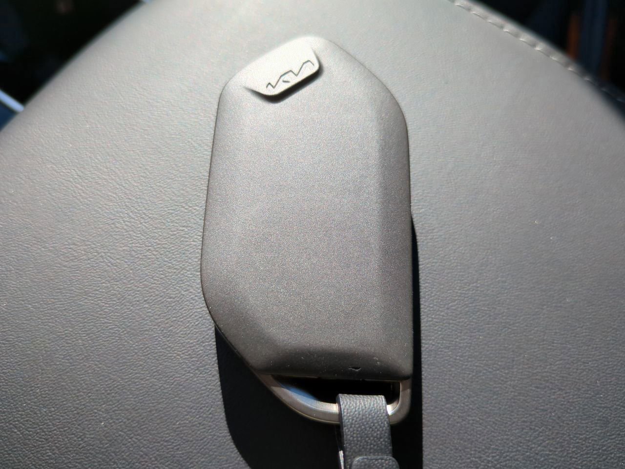 Used 2024 Kia Telluride S w/ S Sunroof Package image 14