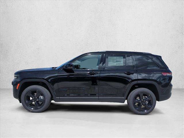 New 2025 Jeep Grand Cherokee Limited w/ Black Appearance Package RWD image 5