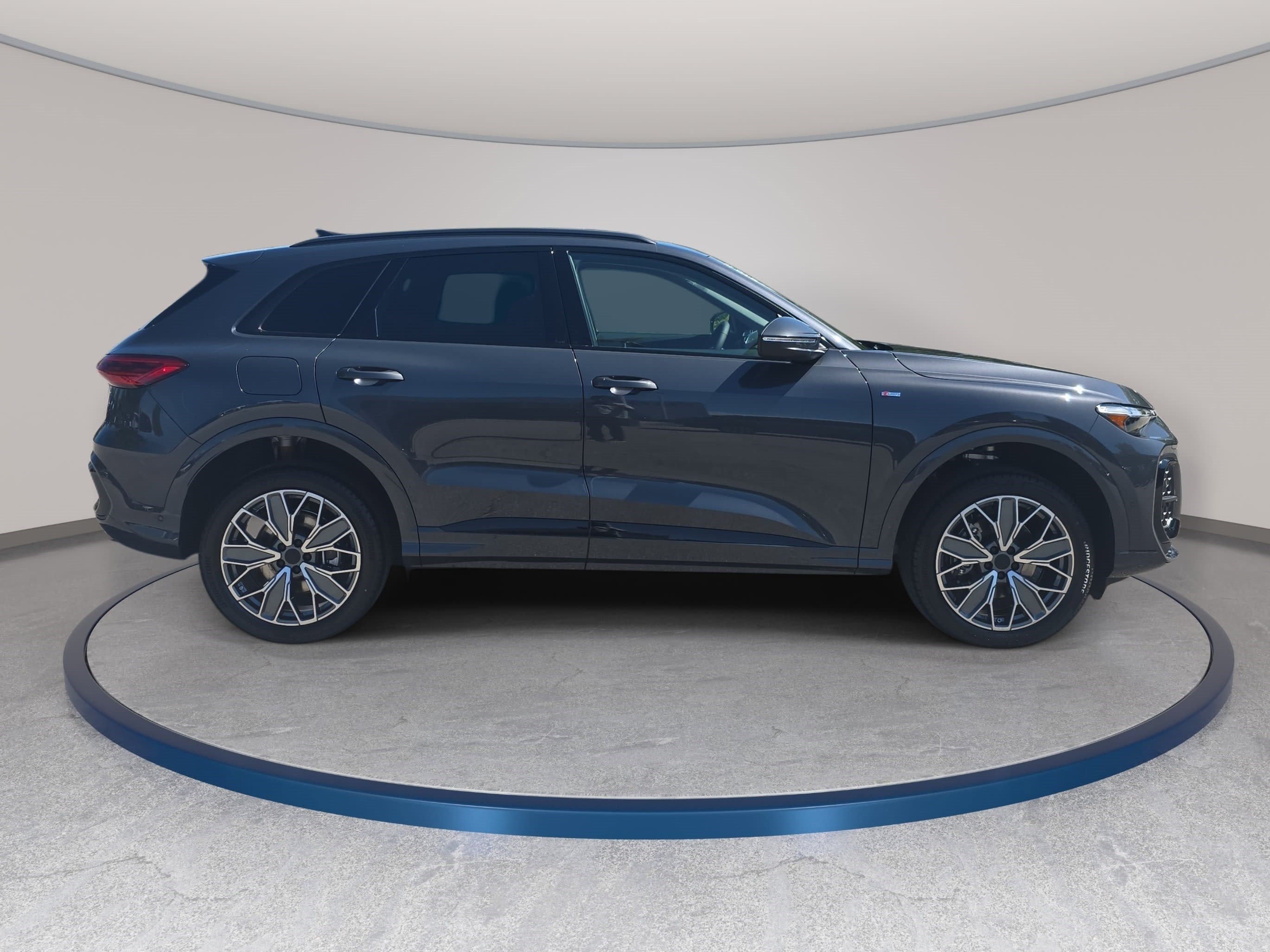 New 2026 Audi Q5 Premium Plus AWD/4WD image 4