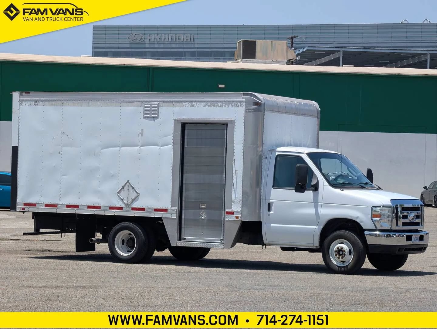 Used 2015 Ford E-450 and Econoline 450 Super Duty w/ Power Windows & Locks Group RWD image 1