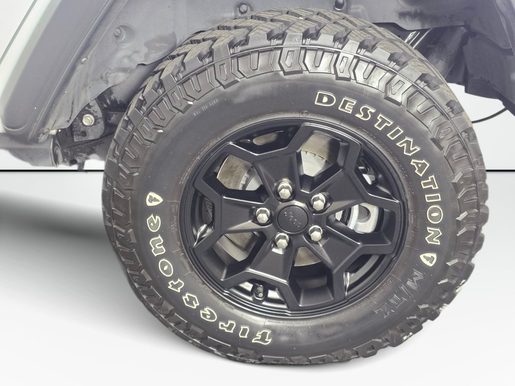 Used 2023 Jeep Wrangler Unlimited w/ Cold Weather Group AWD/4WD image 21