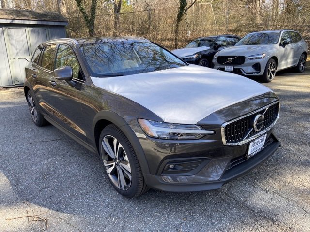 New 2025 Volvo V60 B5 Cross Country Plus w/ Protection Package Premier image 1