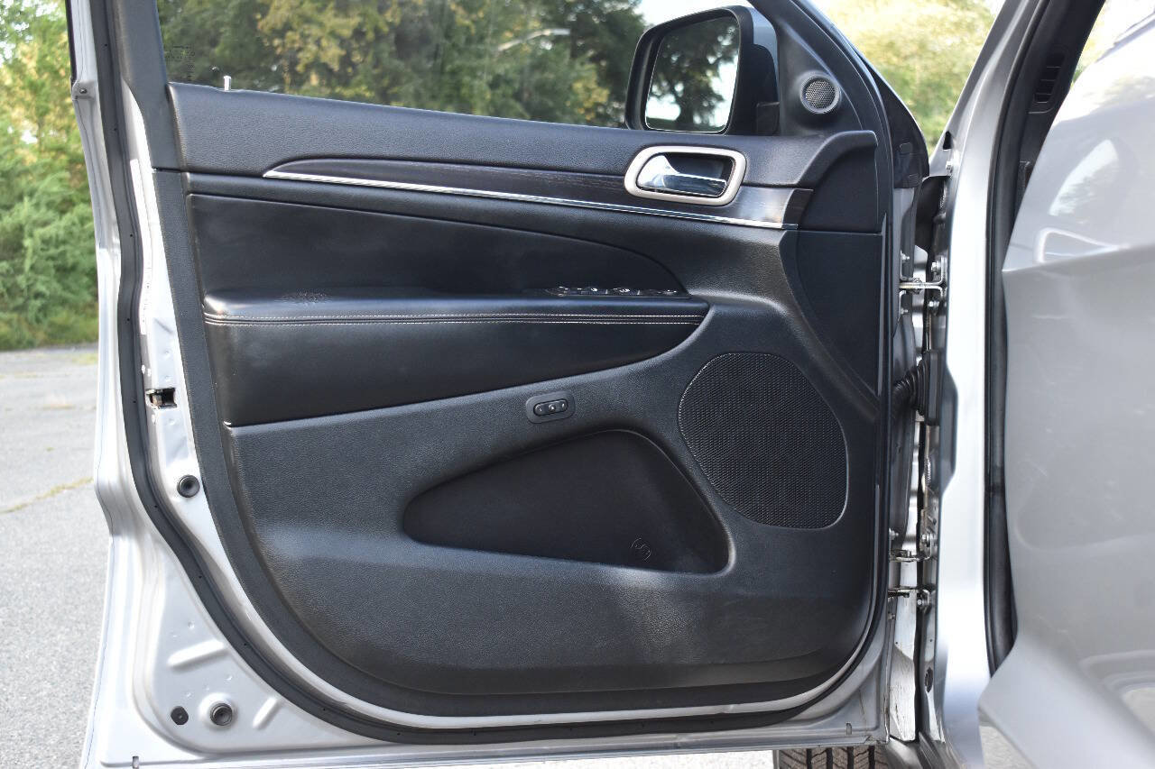 Used 2014 Jeep Grand Cherokee Limited image 8