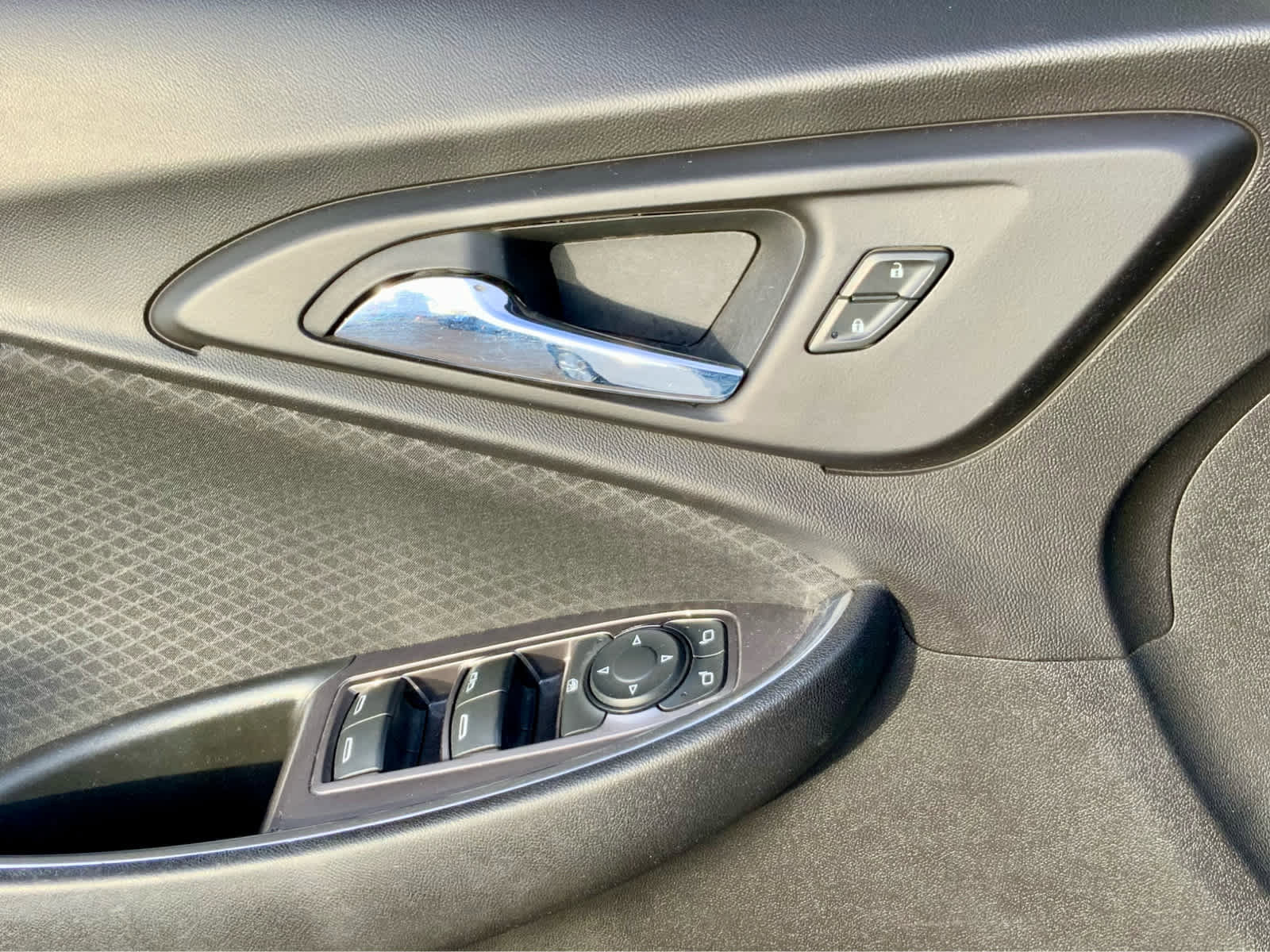 Used 2018 Chevrolet Malibu LT image 52