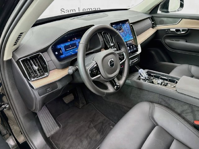 Used 2025 Volvo XC90 B6 Plus AWD/4WD image 9