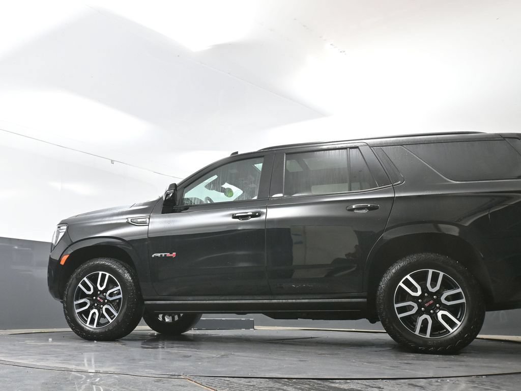 Used 2024 GMC Yukon AT4 w/ AT4 Premium Package AWD/4WD image 58