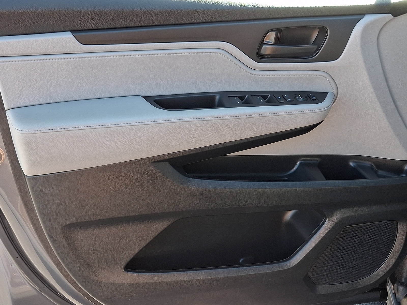 Used 2024 Honda Odyssey EX image 15
