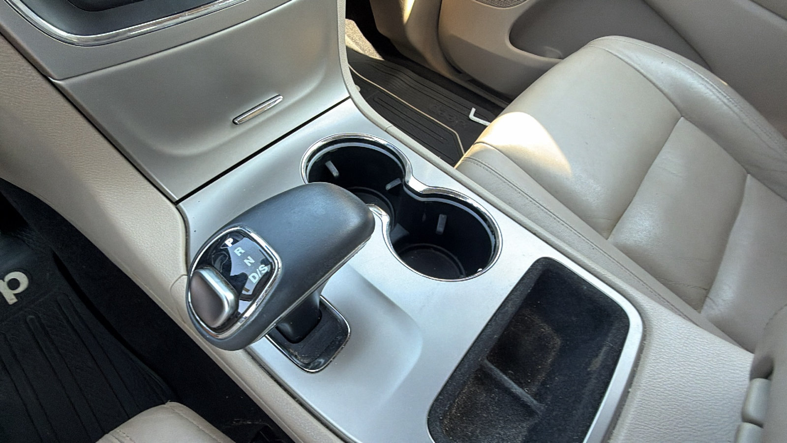 Used 2015 Jeep Grand Cherokee Limited RWD image 31