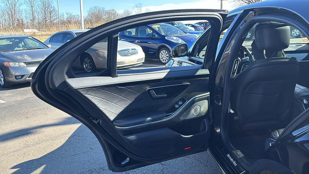 Used 2022 Mercedes-Benz S 500 4MATIC image 28
