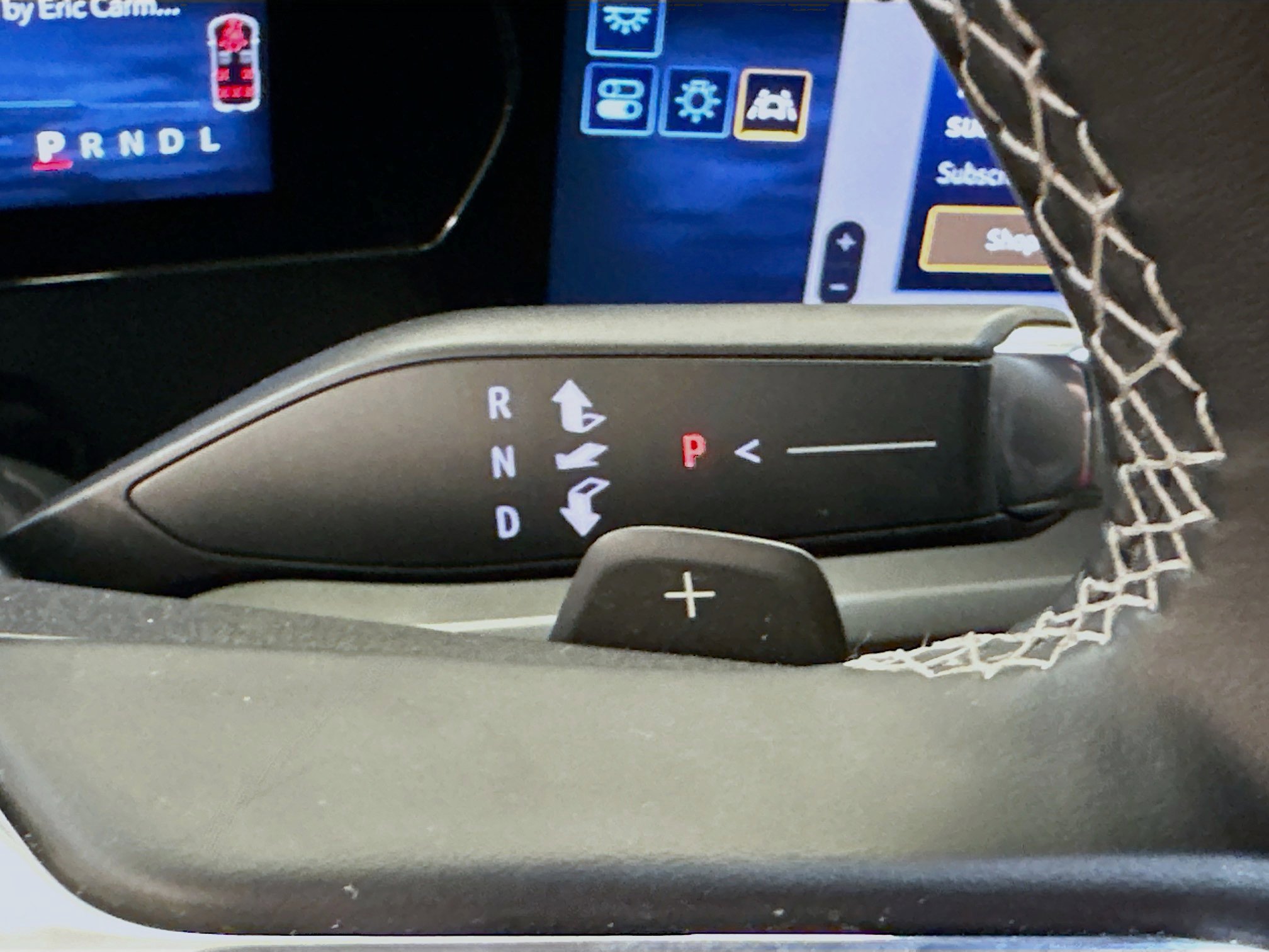 Used 2025 Chevrolet Traverse LT image 25