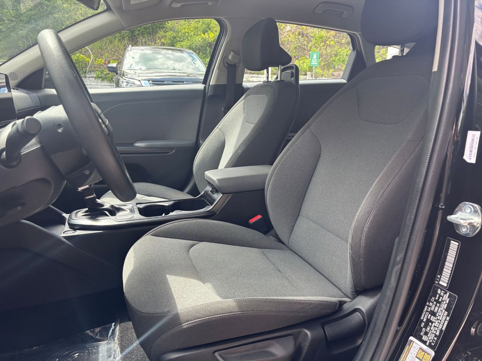 Used 2025 Kia K4 FWD image 37