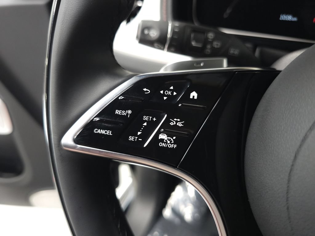 Certified 2025 Mercedes-Benz G 580 w/ Manufactur Interior Package image 11