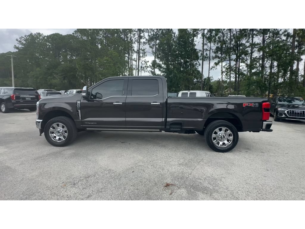 Used 2024 Ford F250 Lariat w/ Lariat Ultimate Package AWD/4WD image 3