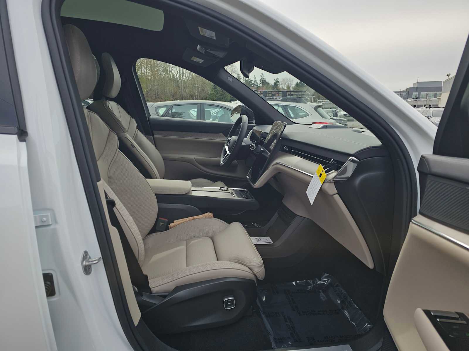 New 2026 Volvo EX90 Ultra image 11