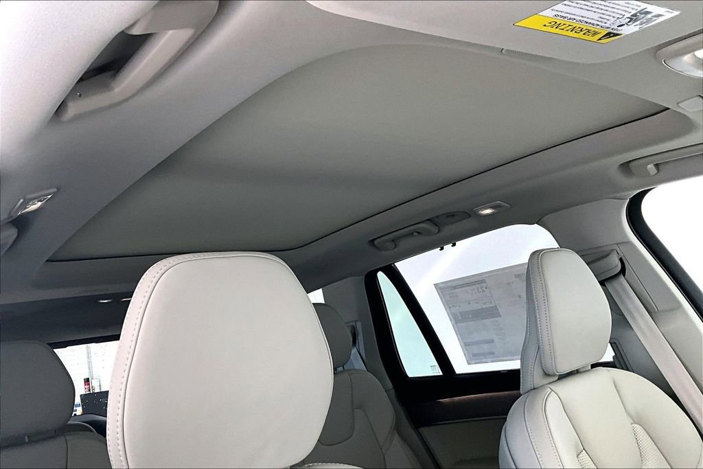 New 2026 Volvo XC90 B6 Ultra w/ Protection Package Premier image 31