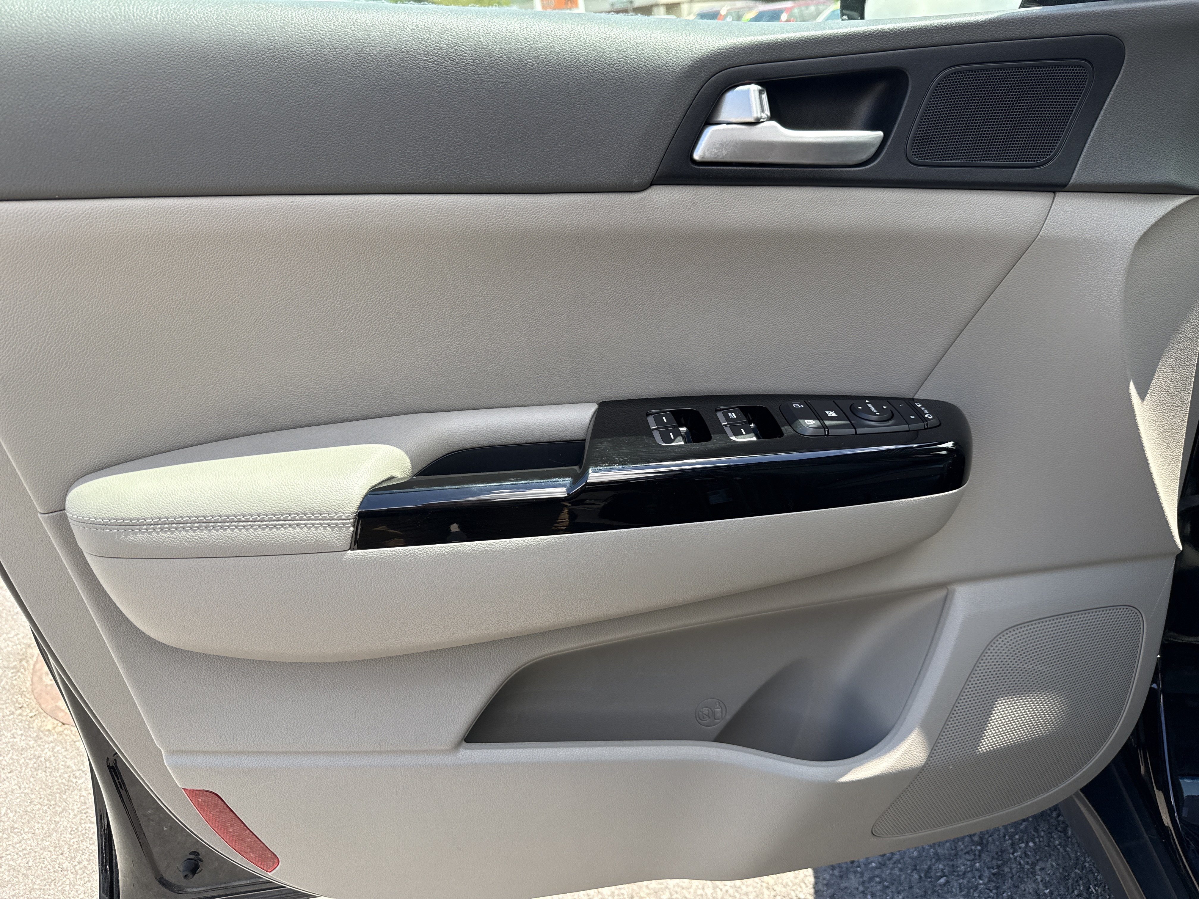 Used 2018 Kia Sportage EX AWD/4WD image 16