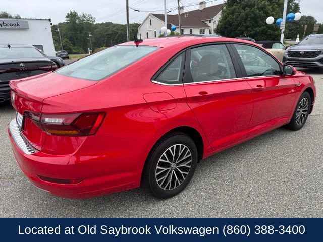 Used 2019 Volkswagen Jetta SEL w/ Cold Weather Package FWD image 5