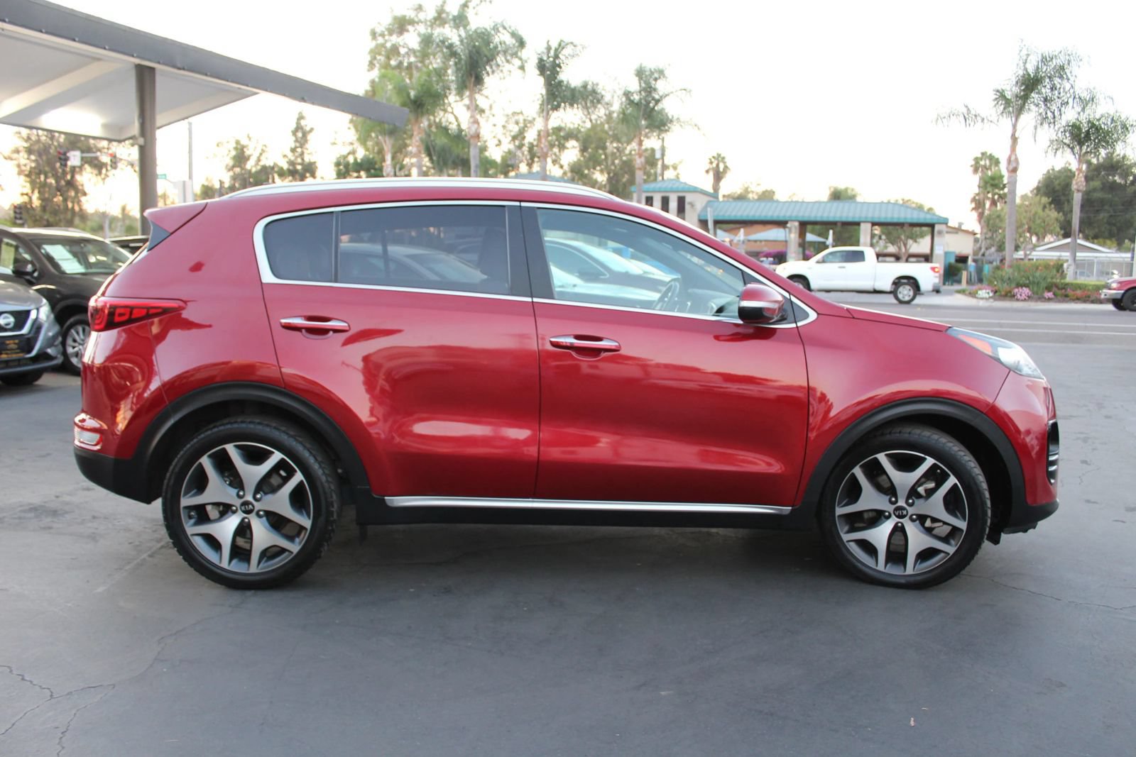 Used 2017 Kia Sportage SX FWD image 6