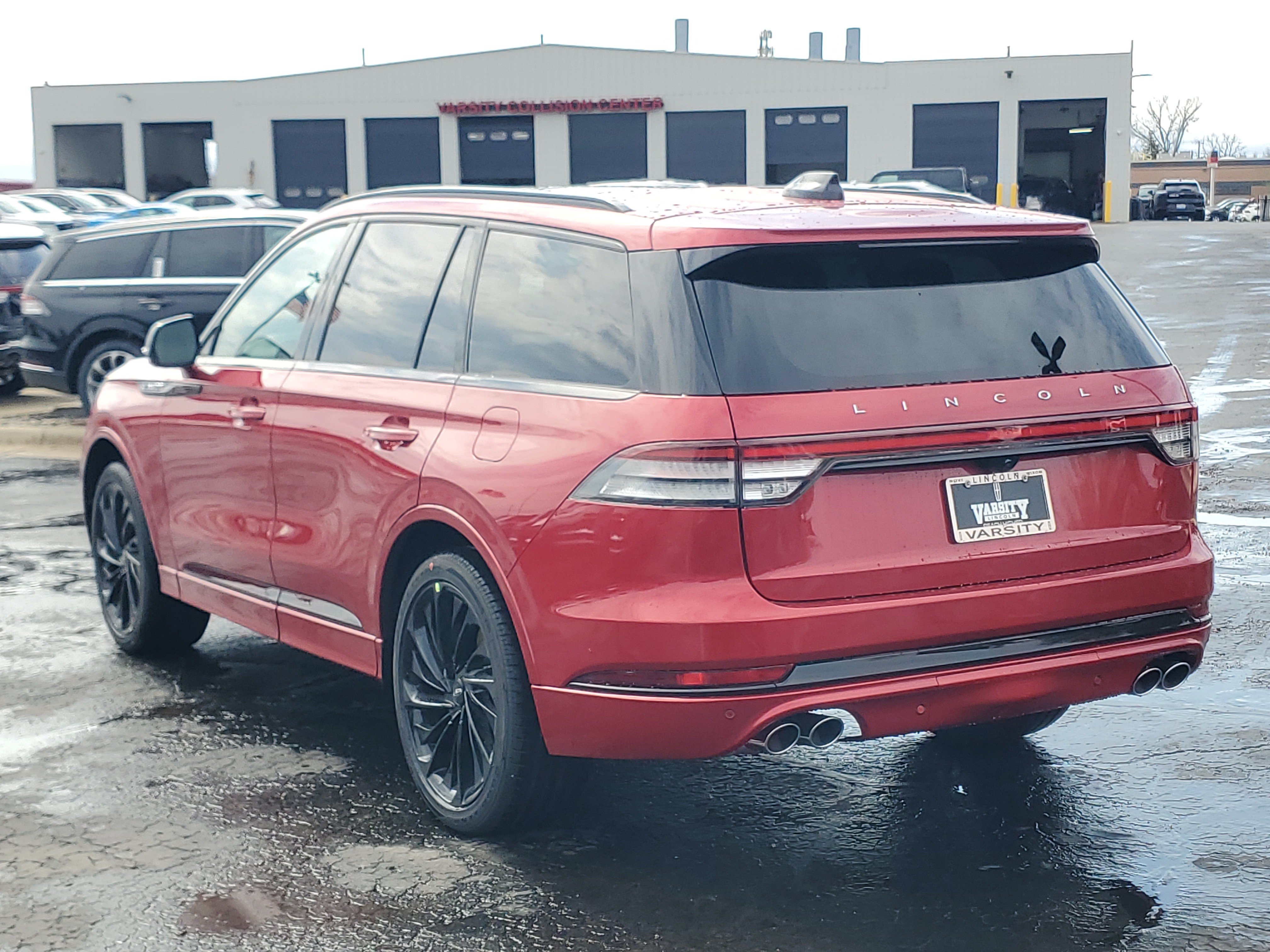 New 2026 Lincoln Aviator Reserve AWD/4WD image 3