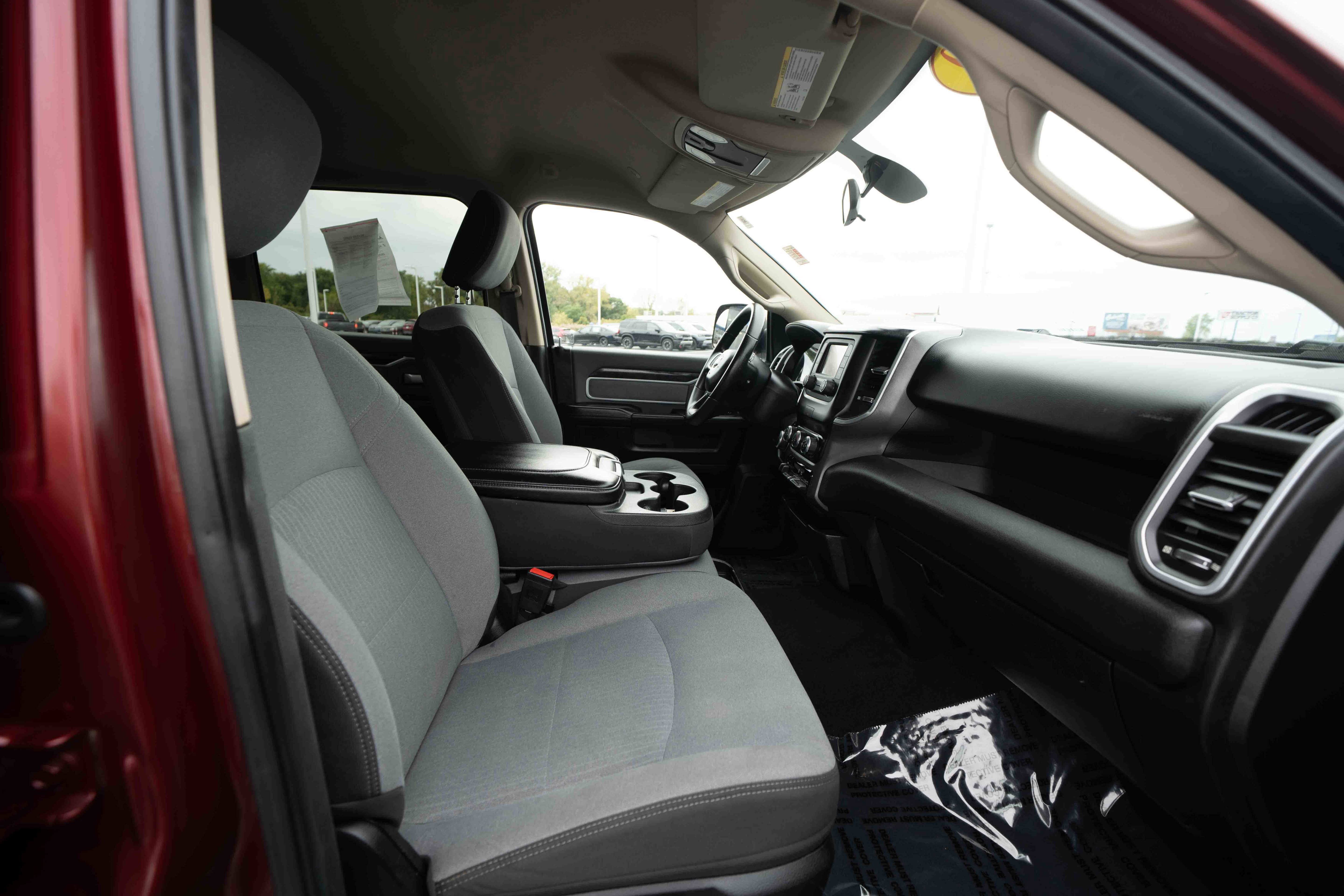 Used 2019 RAM 2500 Big Horn image 25