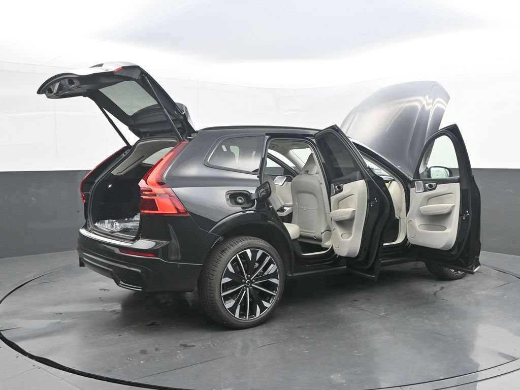 New 2026 Volvo XC60 B5 Ultra w/ Climate Package AWD/4WD image 38