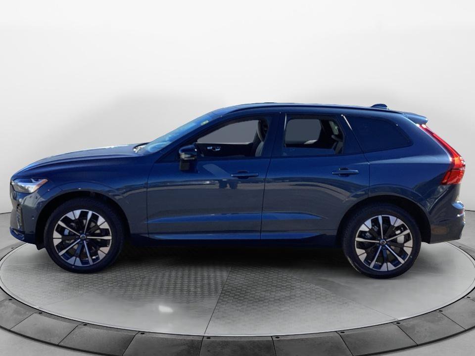 New 2027 Volvo XC60 B5 Plus AWD/4WD image 4