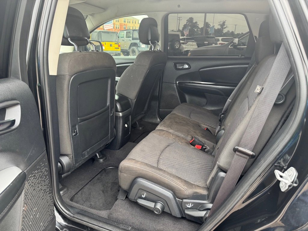 Used 2017 Dodge Journey SXT w/ Premium Group image 14