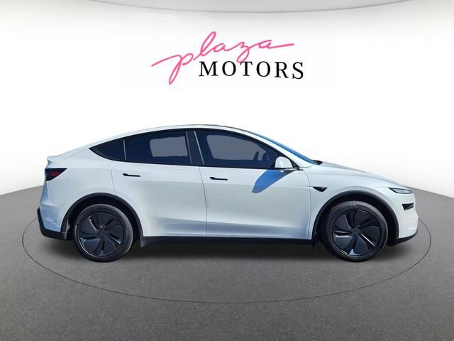 Used 2026 Tesla Model Y 2WD image 4