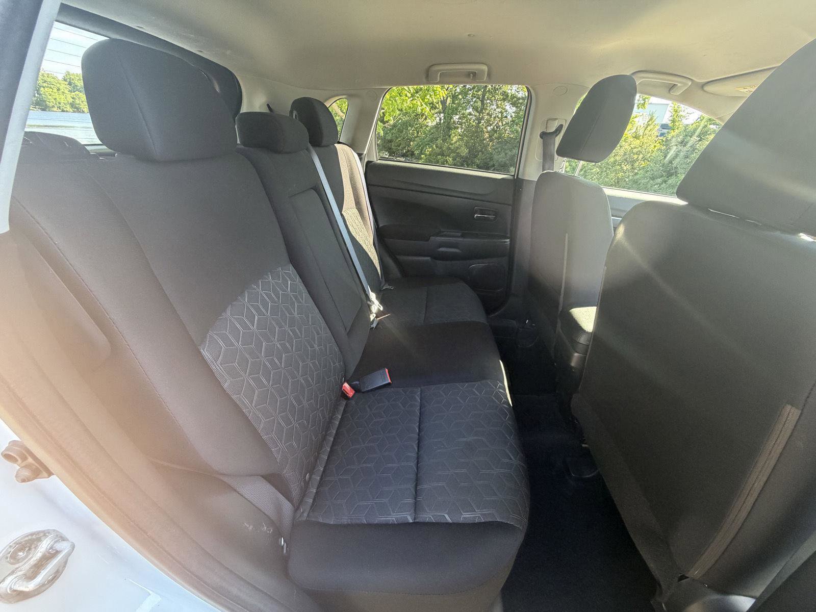 Used 2021 Mitsubishi Outlander Sport ES FWD image 13