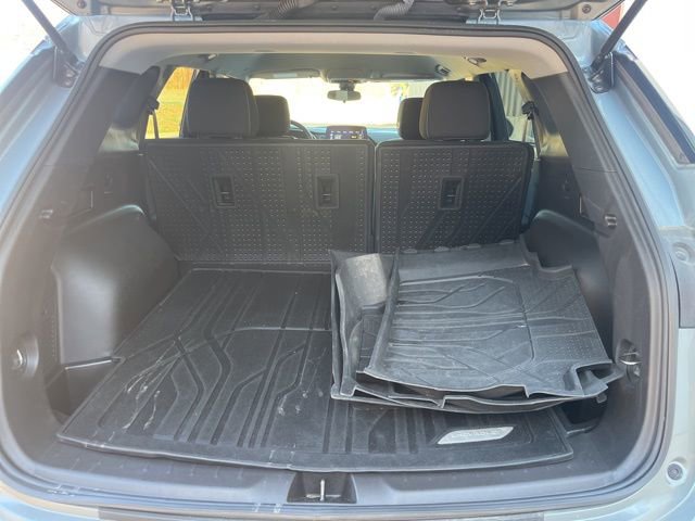 Used 2024 Chevrolet Blazer LT w/ Driver Confidence Package image 8