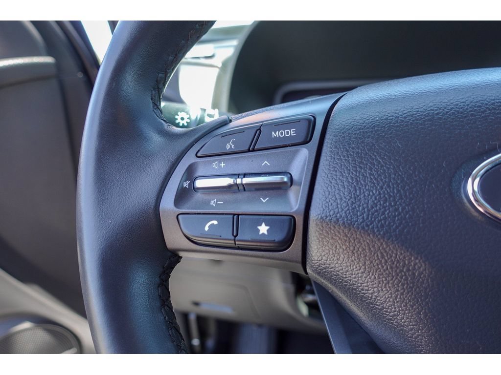 Used 2023 Hyundai Kona Limited FWD image 15