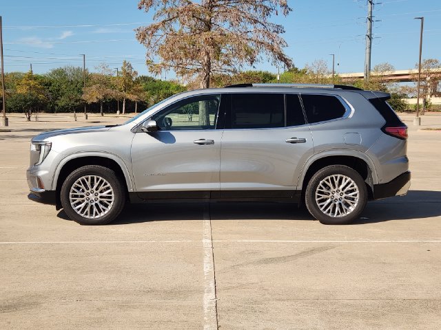 Used 2025 GMC Acadia Denali w/ Super Cruise Package FWD image 4