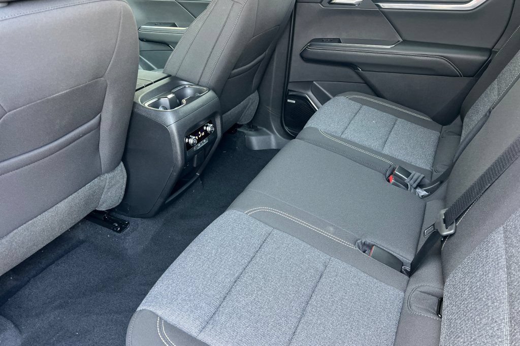 New 2026 GMC Acadia Elevation w/ Black Edition AWD/4WD image 9