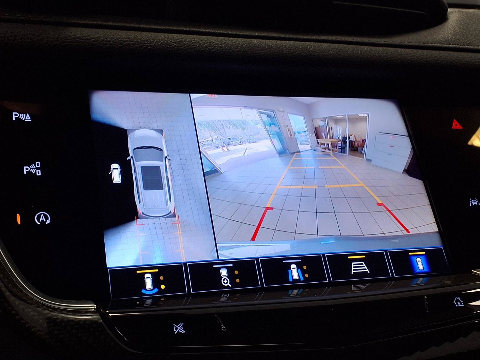 Certified 2024 Cadillac XT6 Sport w/ Technology Package AWD/4WD image 24