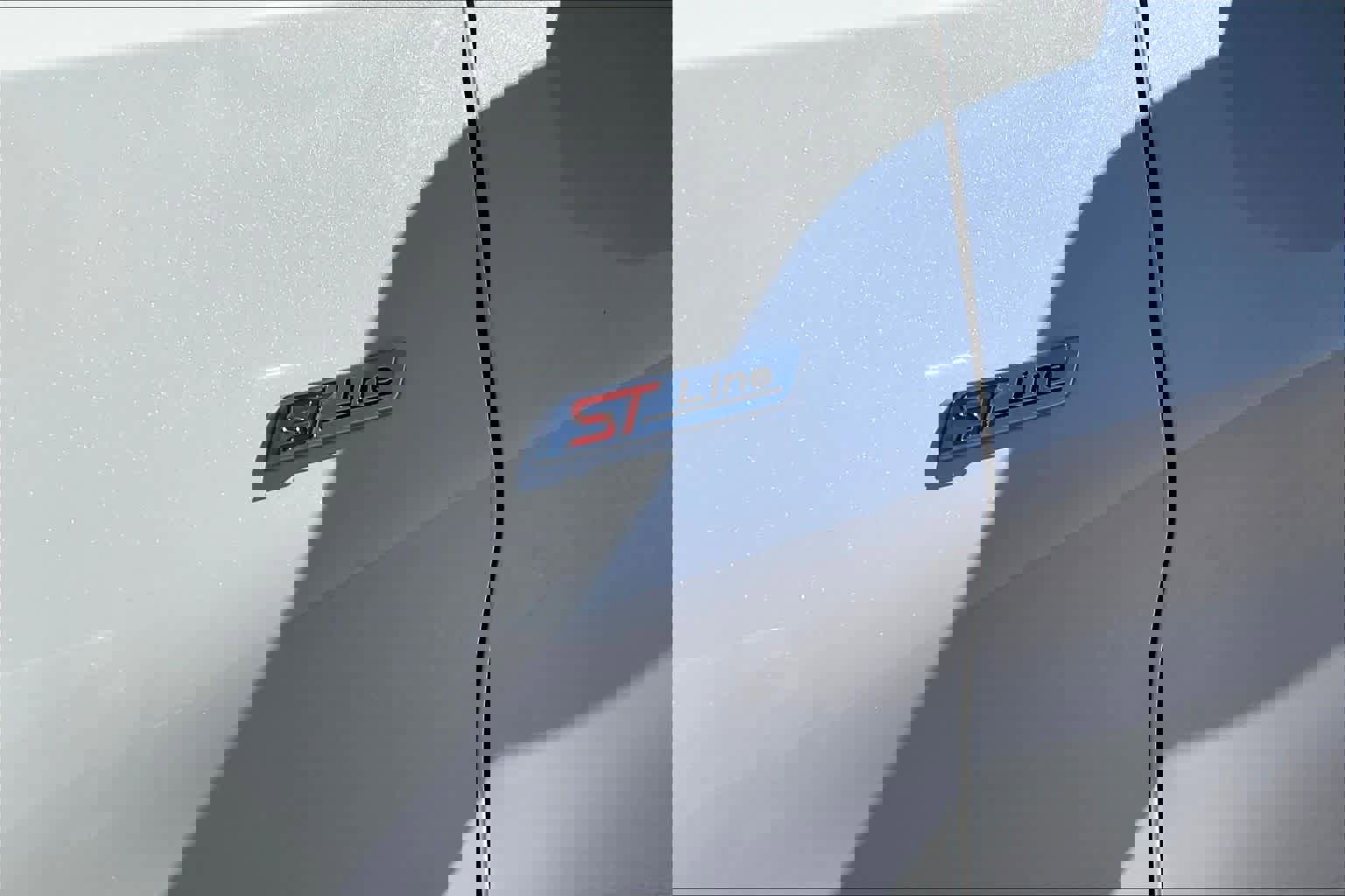 New 2026 Ford Explorer ST-Line w/ ST-Line Street Pack image 15