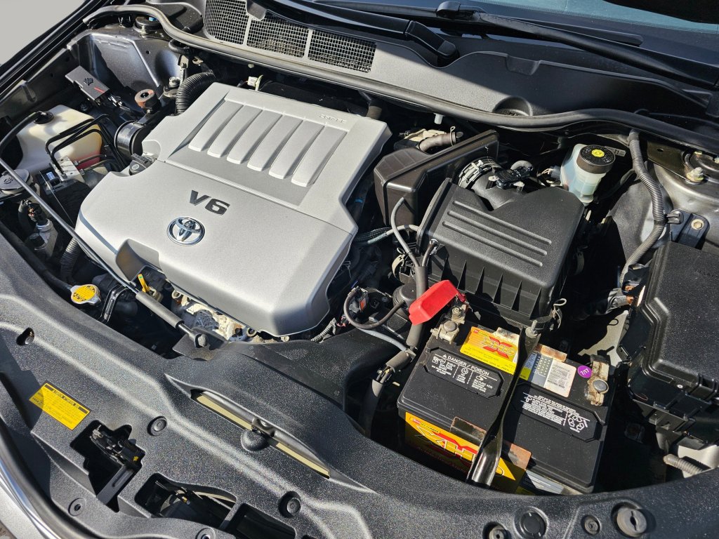 Used 2010 Toyota Venza Limited image 17