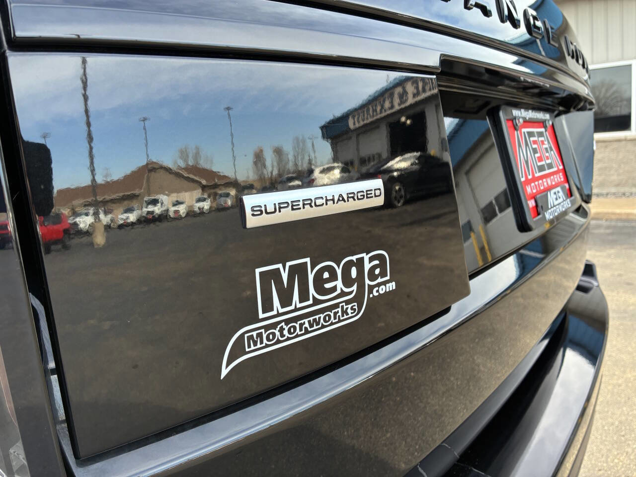 Used 2017 Land Rover Range Rover Supercharged image 52