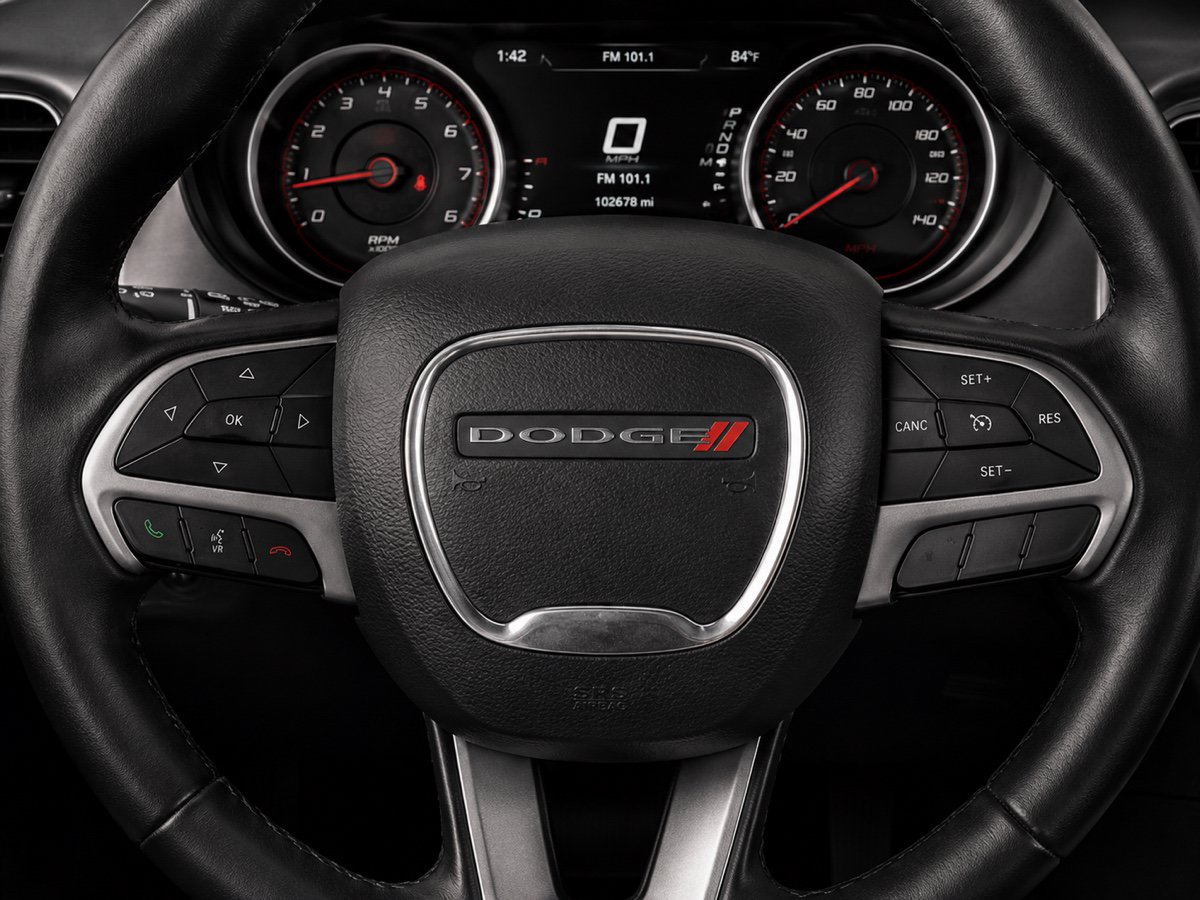 Used 2019 Dodge Charger SXT RWD image 17