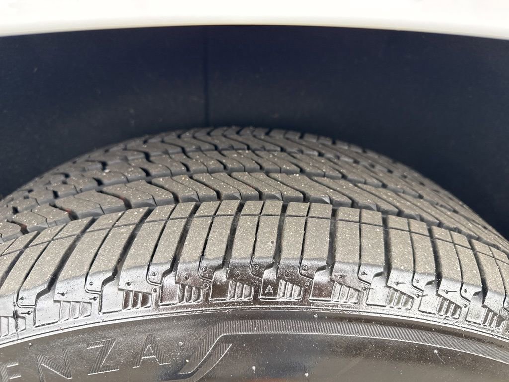 Used 2025 GMC Yukon Denali w/ Denali Reserve Package image 41