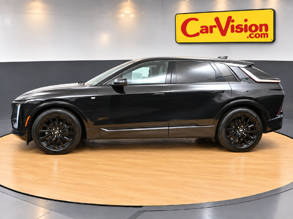 Used 2024 Cadillac Lyriq Sport AWD/4WD image 5